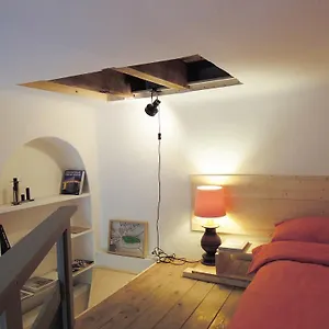 V12 Design Apartman